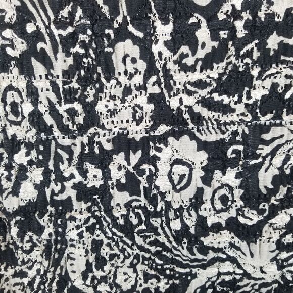 EAST 5TH SHIRT SLEEVE BLACK WHITE TOP. AT-LARGE. - Picture 16 of 16